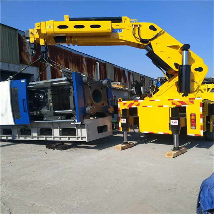 赫章 大吨位折臂吊出租费用解析：一小时租赁多少钱