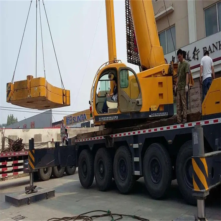 赫章当地吊车出租|机器吊装|75吨|工厂搬迁服务